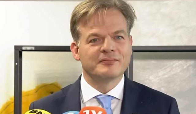 NSC başkanı Pieter Omtzigt siyaseti bıraktı