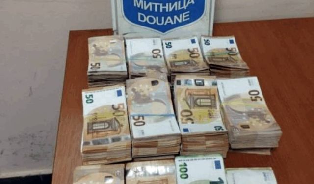 Bulgaristan gümrüğü Hollanda’dan Türkiye’ye giden araçta 102 bin euro yakaladı