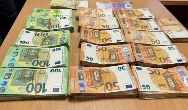 Bulgaristan gümrüğü, Hollanda'dan Türkiye'ye giden iki araçta 200 bin euro ele geçirdi