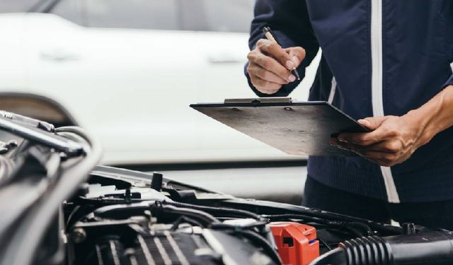 Fransa’da 10 yaş üstü araçlara yıllık muayene geliyor