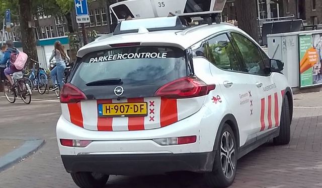 Hollanda’da park cezasından kaçmak için plakasını kapatana 10 bin euro ceza