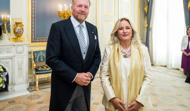 Türkiye’nin yeni Lahey Büyükelçisi Yazgan, Willem-Alexander’a güven mektubu sundu