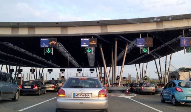 Hırvatistan gümrüğünde gurbetçiye 5 bin euro tereyağı ve peynir cezası