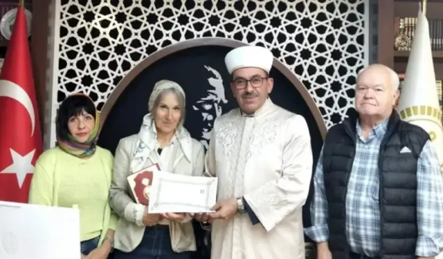 Alman çift Alanya’da Müslüman oldu