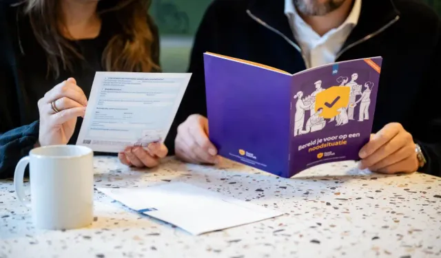 DENK Rotterdam: Savaş ve saldırılara karşı hazırlık kitapçığı vatandaşı tedirgin etti