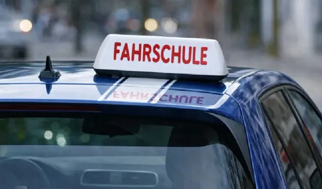 Almanya’da ehliyet fiyatları arttı, gençler başvuru yapmaktan kaçınıyor