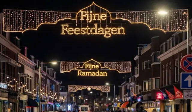 Hollanda’nın bir kentinde yeni yıl ve Ramazan’a özel sokak ışıklandırması