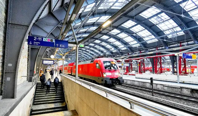 Berlin’de tren istasyonlarında alkol yasağı başlıyor