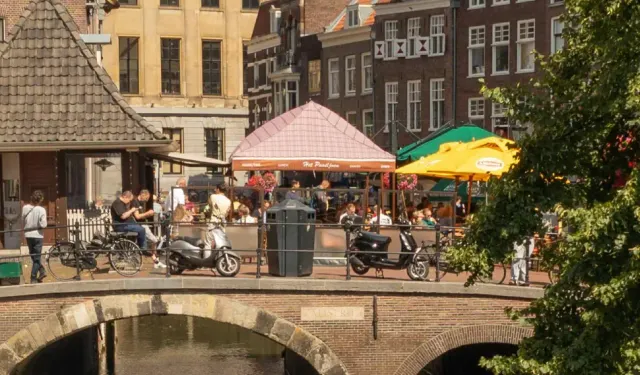 HOLLANDA