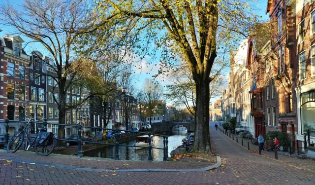 HOLLANDA