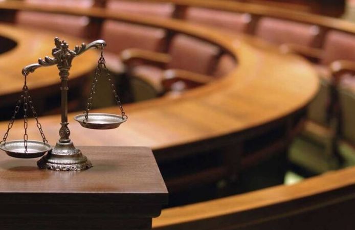 Hollanda’da avukat sahte dosyalarla devleti 1 milyon euro dolandırdı