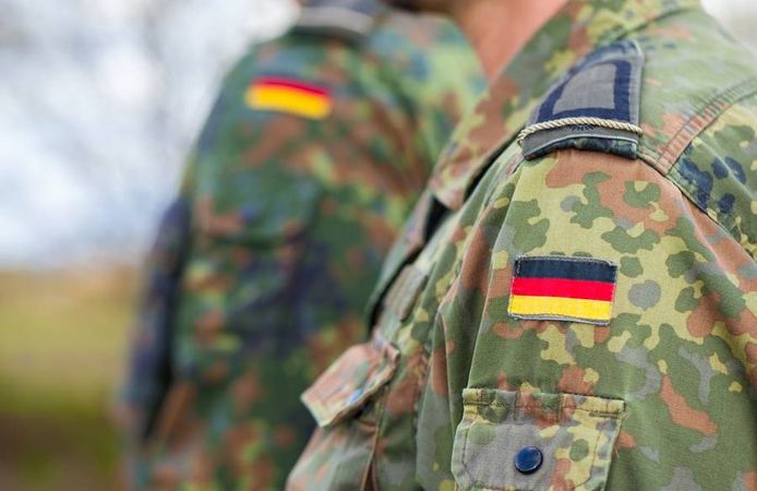 Almanya’da 18 yaşını dolduran tüm erkekler, zorunlu askerlik muayenesine girecek