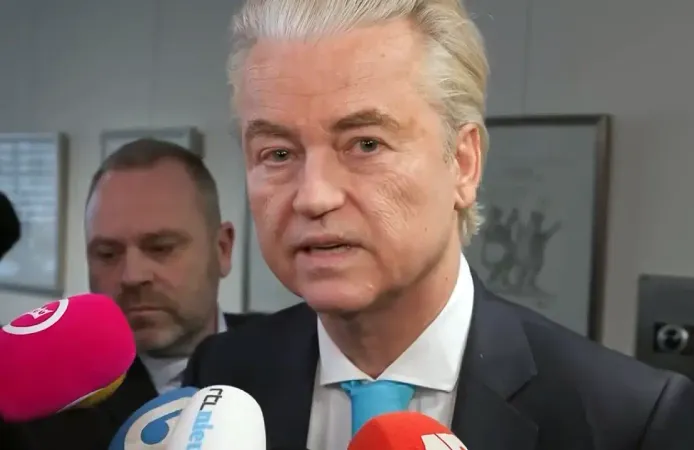 Wilders’ın siyasetine başkaldıran 7 vekil PVV'den istifa etti