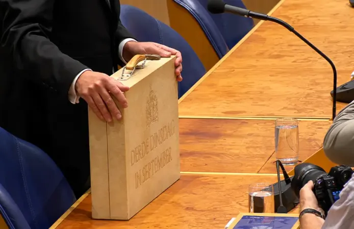 Hollanda'da 2027 bütçesi vatandaşın cebini nasıl etkileyecek?