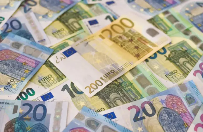 Almanya'da gençlere emeklilik birikimi için 200 euro devlet desteği