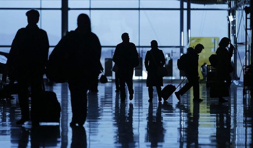 İngiltere ETA kontrollerini sıkılaştırdı: İzni olmayanlar giremeyecek