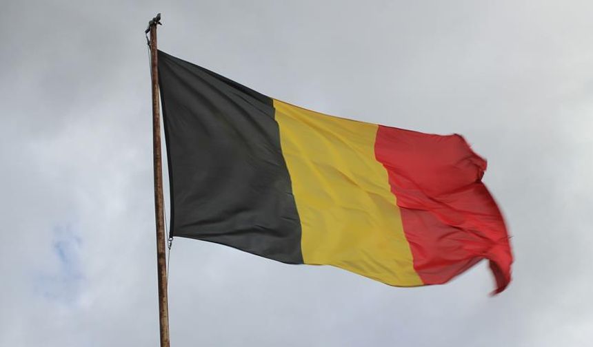 Belçikalı siyasetçi: Belçika iflas etti, yeni Yunanistan olduk