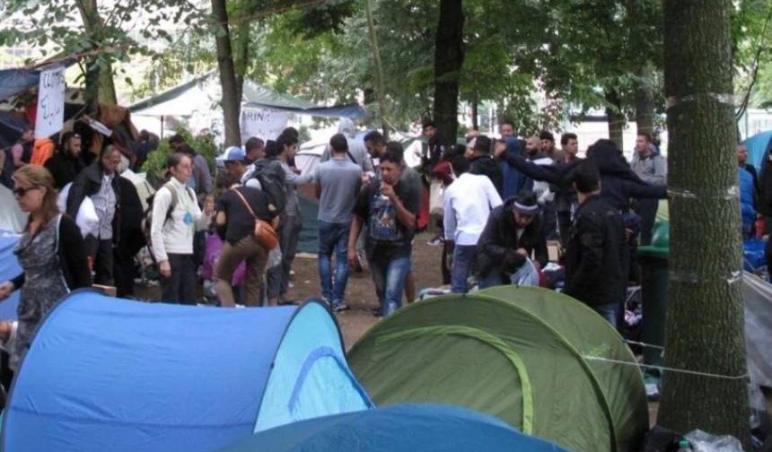 Belçika, bekar erkek sığınmacıları kabul etmeyecek
