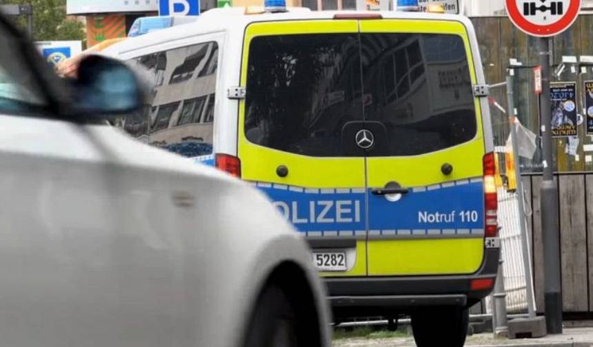 Almanya'da Silahlı Saldırı: İki Çocuk ve İki Yetişkin Hayatını Kaybetti