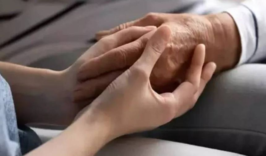 Fransa, dayanılmaz acı çeken hastalara yaşam sonlandırma hakkı tanıdı