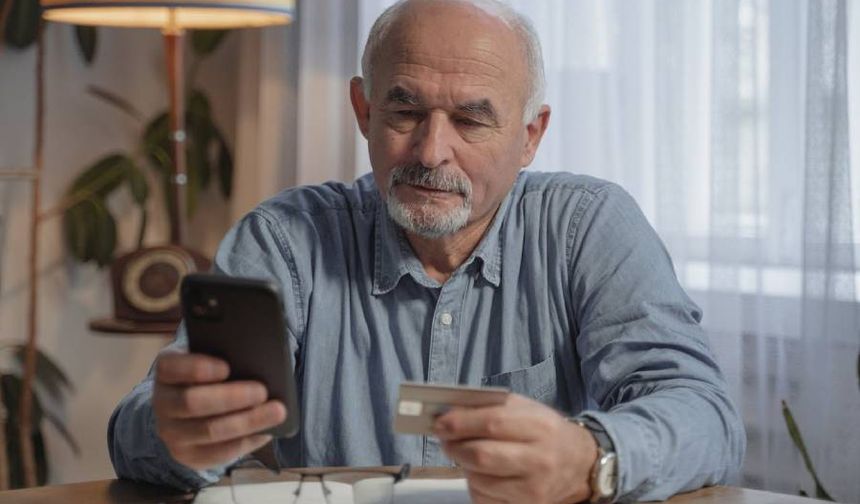Almanya'da borçlu emeklileri sevindirecek değişiklik