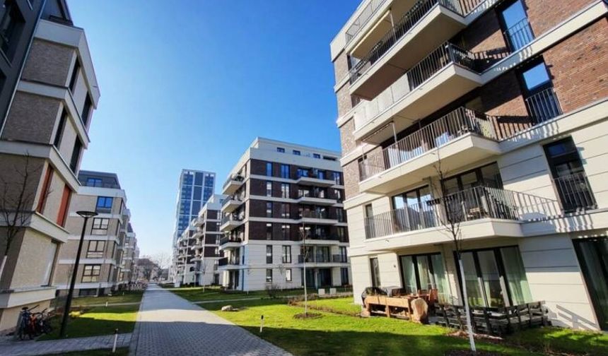 Almanya’da boş evleri kiraya vermeyen konut şirketine 75 bin euro ceza verildi