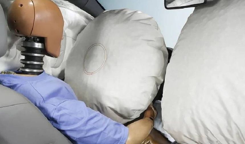 Fransa'da 1,3 milyon araç trafikten menedilebilir