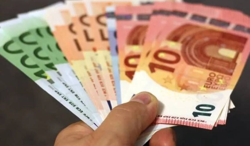 Fransa’da harçlık dahil tüm bağışlara vergi beyanı zorunluluğu geliyor