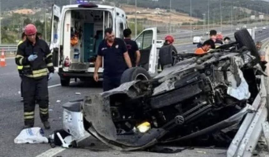 Gurbetçi aile Türkiye'de kaza geçirdi: Anne öldü, baba ve çocuklar yaralandı