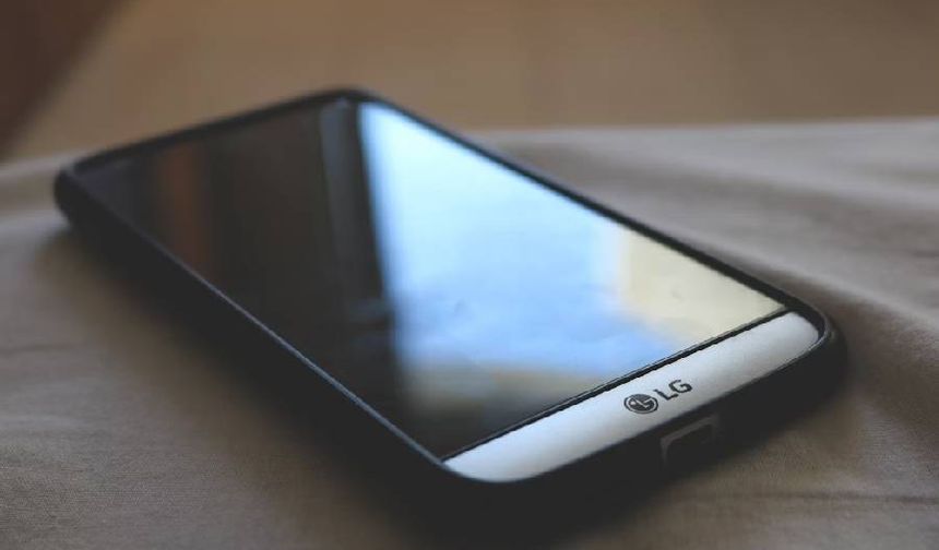 LG akıllı telefon piyasasından çekildi, kullanıcılar ne yapacak?