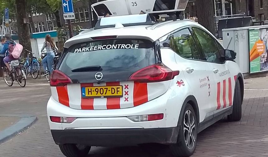 Hollanda’da park cezasından kaçmak için plakasını kapatana 10 bin euro ceza