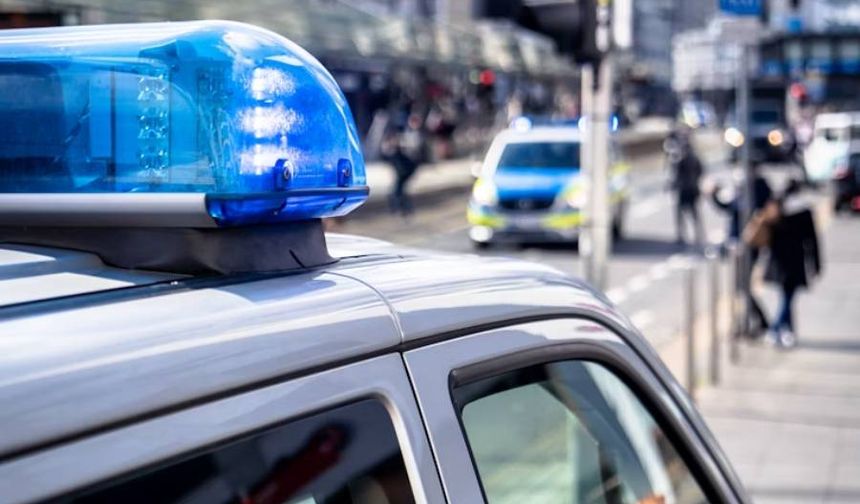 Almanya’da yaşlı adam dolandırıcıya inandı, 71 bin euroyu camdan attı