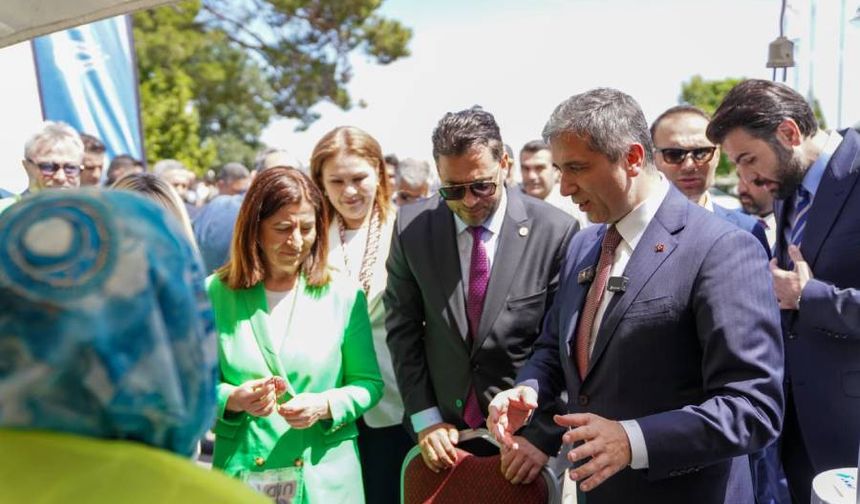 Zafer Sırakaya’dan UID Kapıkule Standına anlamlı ziyaret