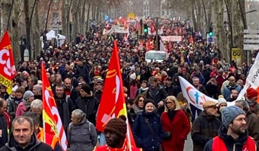 Fransa’da 18 Eylül’de büyük grev dalgası bekleniyor
