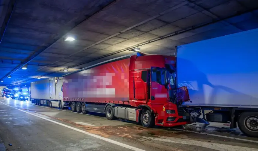 Avusturya’da kazaya karışan Türk sürücünün aracından 250 bin euro çıktı