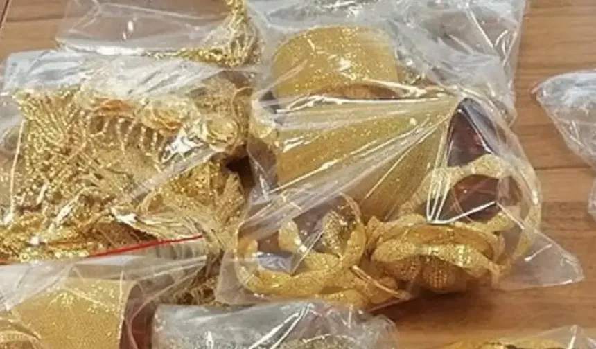 Türkiye’den Bulgaristan’a giriş yapan araçta 212 bin euroluk altın ele geçirildi