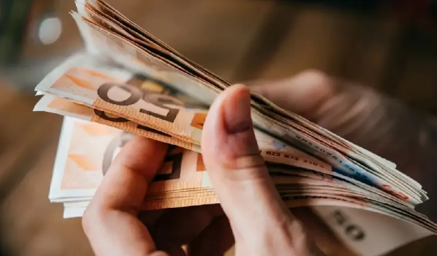 Fransa’da yırtık euroları değiştirmek için bankaya gitmeye gerek kalmayacak