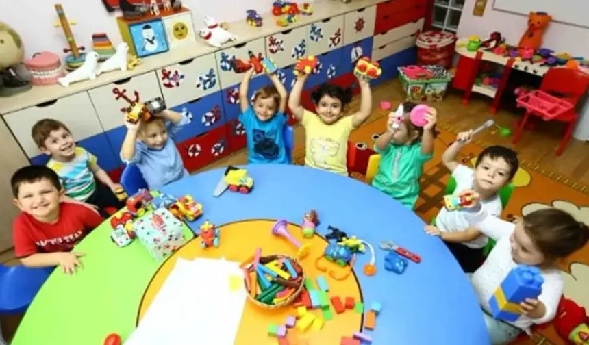 Almanya’nın Kuzey Ren-Vestfalya eyaletinde kreşlerde bakım süreleri değişiyor