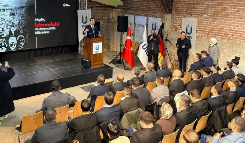 YTB Başkanı Turus: Avrupa'da ırkçı saldırılar yapısal bir sorun hâline geldi