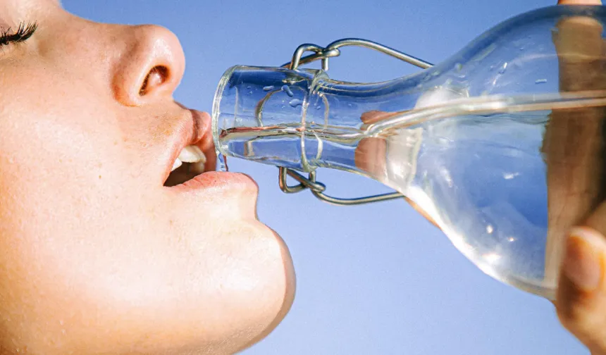 Vücut susuz kalınca neler oluyor? Uzmanlar etkilerini sıraladı