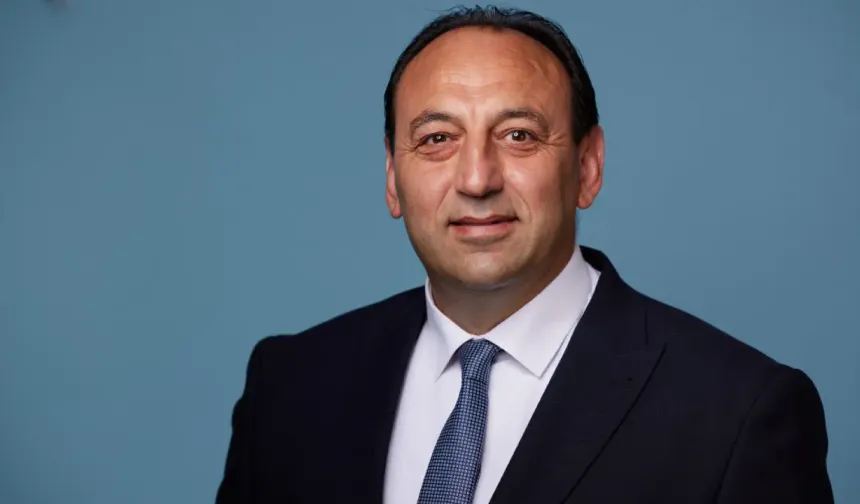 Mehmet Safranti Dordrecht Belediye Meclisi için yeniden aday oldu