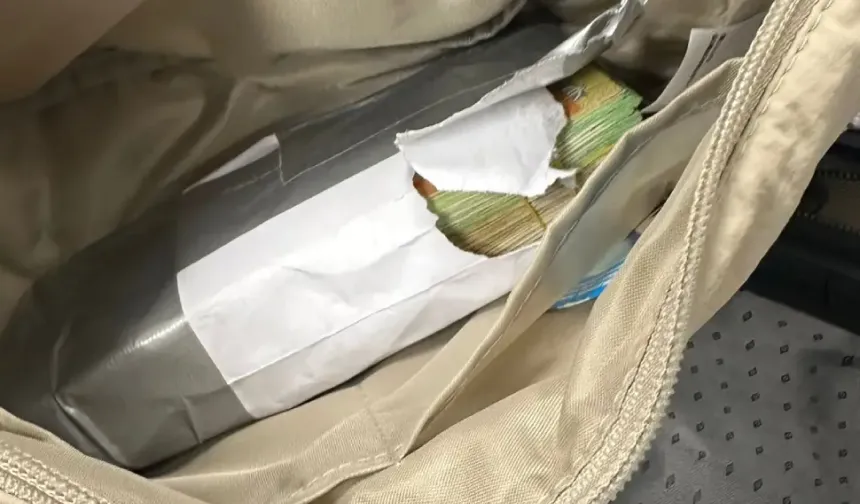 Almanya’dan Türkiye’ye giden yolcu 45 bin euro nakitle yakalandı