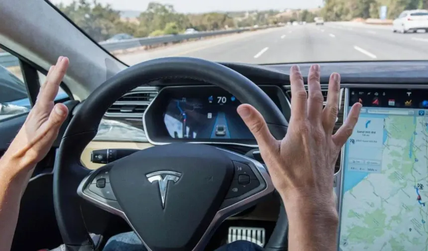 Belçika'da otomatik sürüş sistemine sahip Tesla araçlarına onay verildi