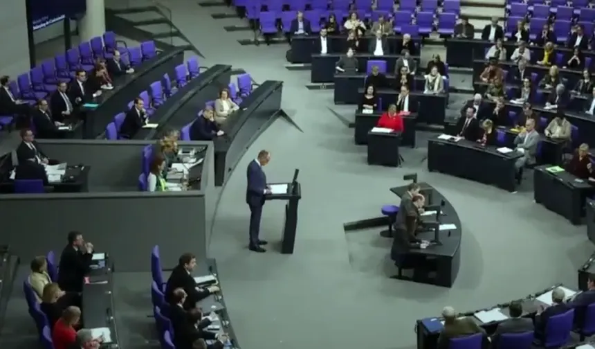 Almanya Suriyelilere 8 bin euroluk geri dönüş desteği vermek istiyor