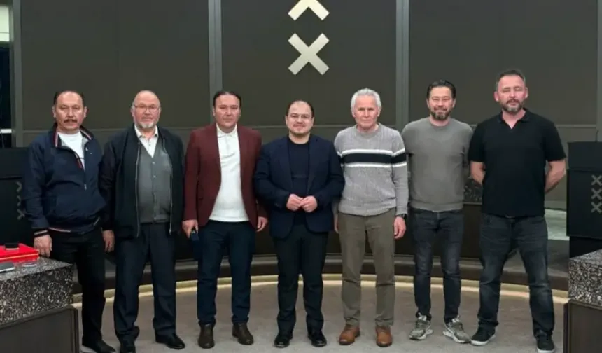 Dünya Nogay Türkleri Amsterdam’da birlik mesajı verdi