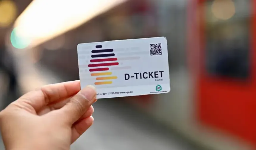 Kuzey Ren Westfalya’da 1,5 milyon kişiye ücretsiz Deutschlandticket için adım atıldı