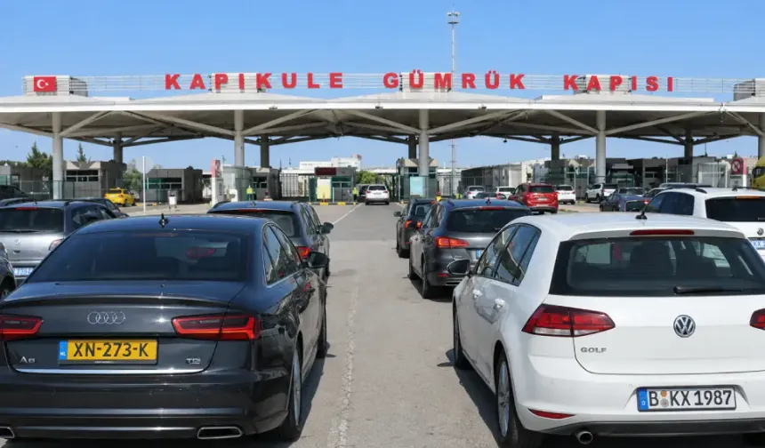 Gurbetçilere uyarı: Türkiye’de yabancı plakalı aracı sadece bu kişiler kullanabilir
