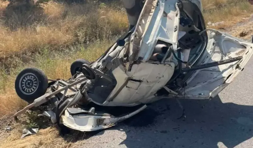Türkiye'de trafik kazasında bir gurbetçi hayatını kaybetti, diğeri ağır yaralandı