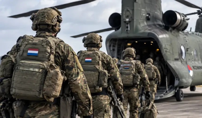 Hollanda’da 18-27 yaş arasındaki gençler zorunlu askerliğe çağrılabilir