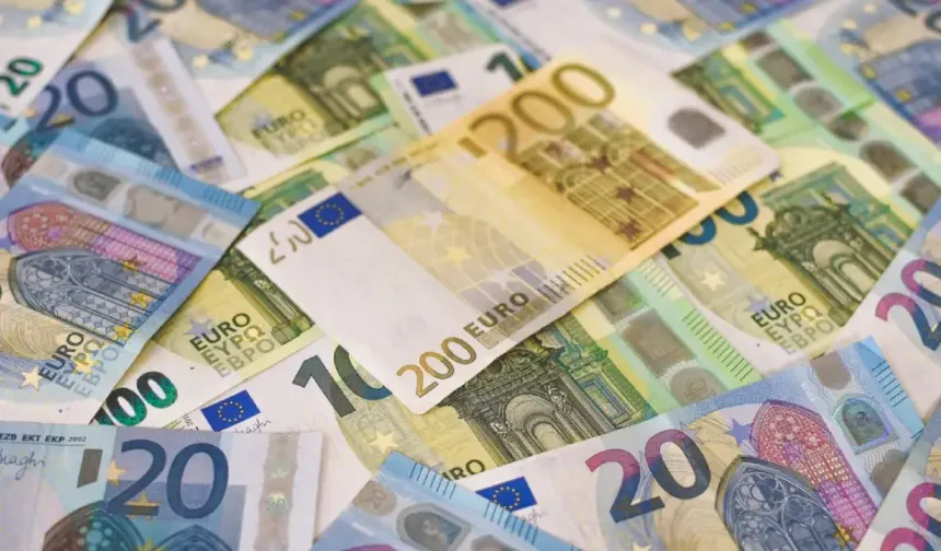 Almanya'da gençlere emeklilik birikimi için 200 euro devlet desteği